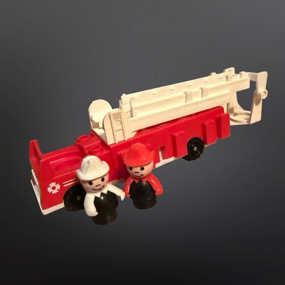 Vintage 1980s Fisher-Price Firetruck Firemen & Puppy Dog Set Red Black White - Picture 8 of 15